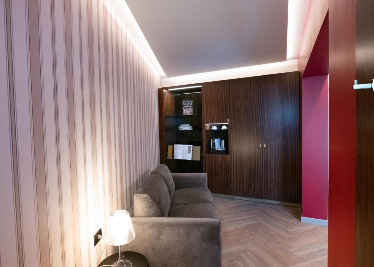 3T Boutique Hotel Ivrea Bagian luar foto