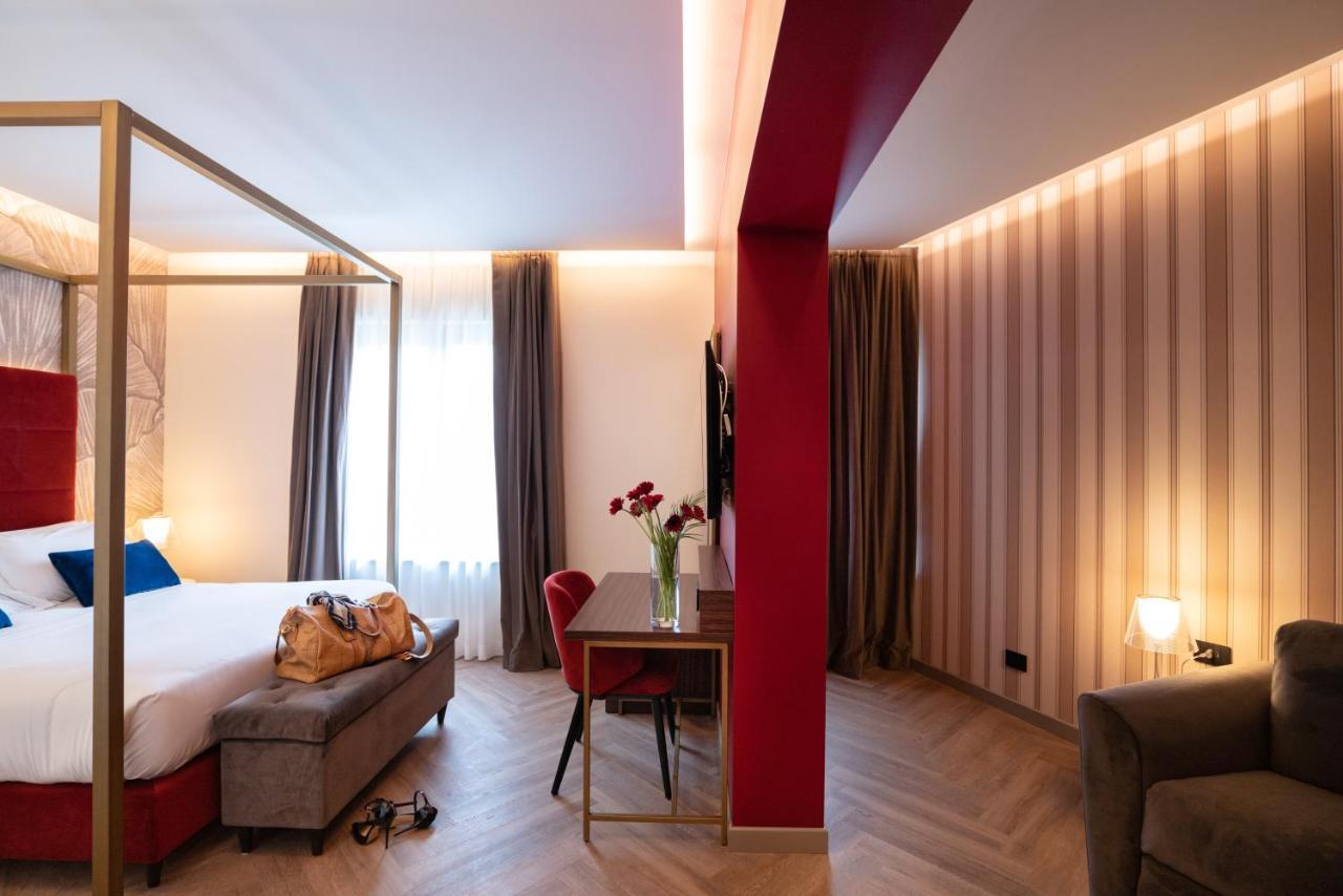 3T Boutique Hotel Ivrea Bagian luar foto