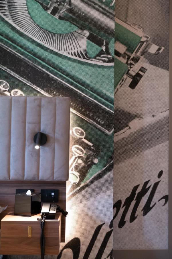 3T Boutique Hotel Ivrea Bagian luar foto